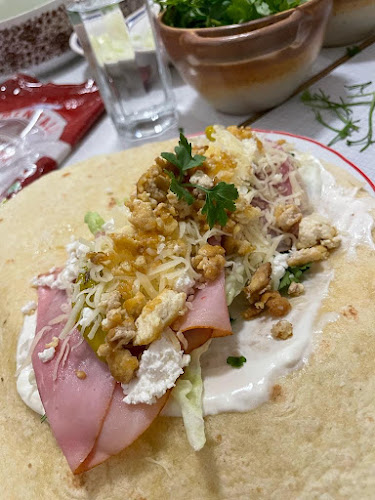 Opinii despre Kreuzerfeld-Mensa în Rottenburg am Neckar - Gastronomie und Hotellerie