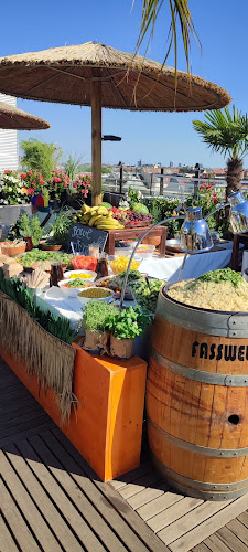 Opinii despre Deck5 Rooftop-Strandbar în Berlin - Gastronomie und Hotellerie