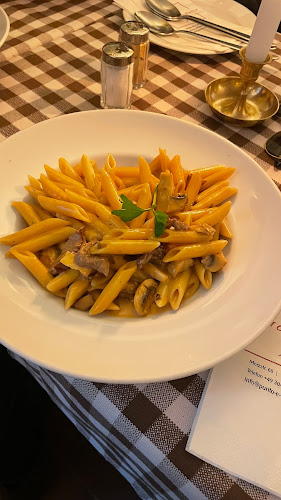 Comentarii opinii despre Trattoria Pizzeria "Punto e Virgola"