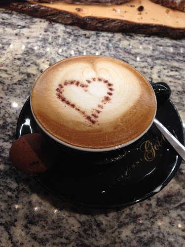 Opinii despre Eiscafé & Konditorei Capri în Hattersheim am Main - Gastronomie und Hotellerie