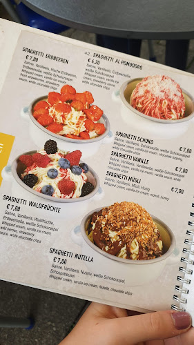 Eiscafé Magia Fredda - Gastronomie und Hotellerie