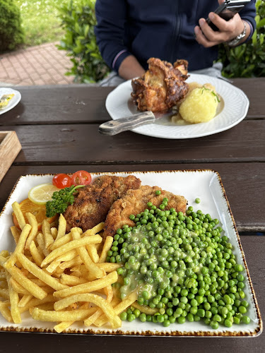 Opinii despre Zum Platzhirsch în Bremen - Gastronomie und Hotellerie