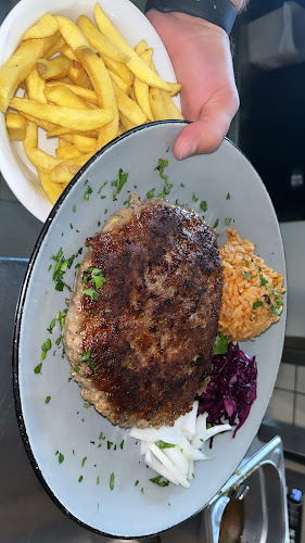 Restaurant Dalmacija - Gastronomie und Hotellerie