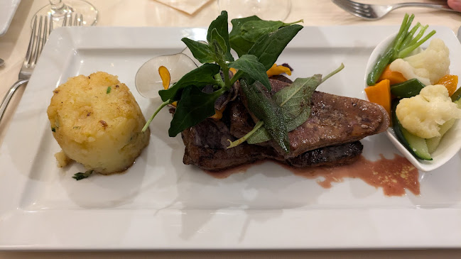 Nicos Restaurant - Gastronomie und Hotellerie