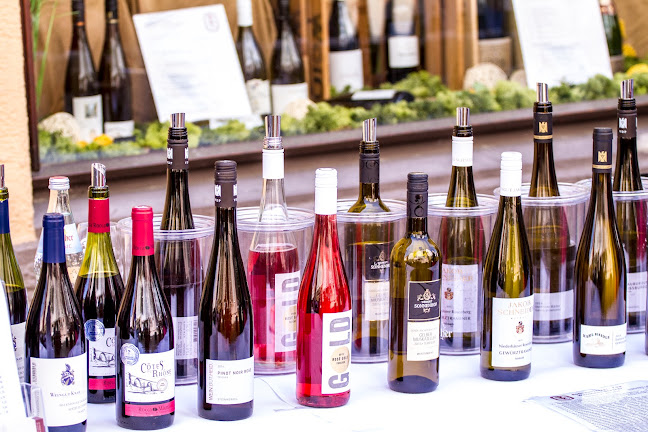 Opinii despre Weinhaus Stetter -Weinhandel & Weinstube în Stuttgart - Gastronomie und Hotellerie