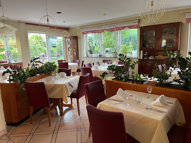 Opinii despre Nicos Restaurant în Homburg - Gastronomie und Hotellerie