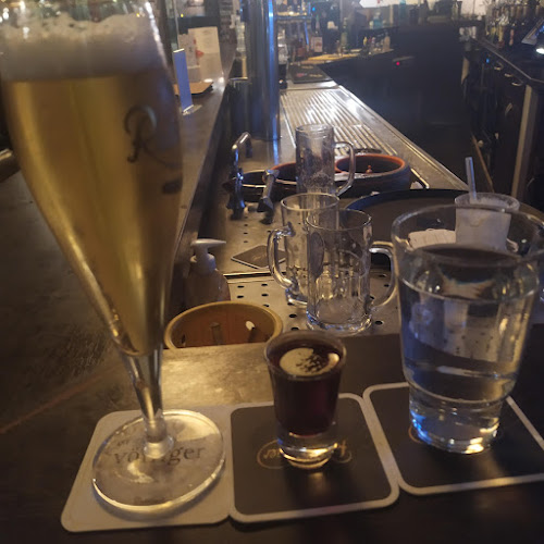 Opinii despre Cosmo:Lounge Detmold în Detmold - Gastronomie und Hotellerie