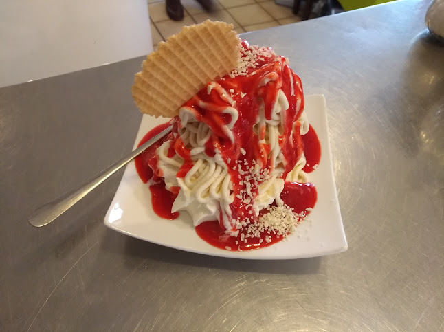Eiscafé Capri - Gastronomie und Hotellerie