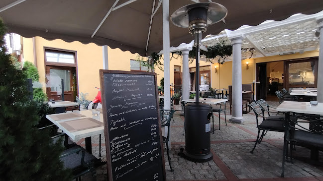 Stadtgraben 103, 94315 Straubing