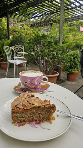 Opinii despre CAFÉ LE PIC VERT în Frankfurt am Main - Gastronomie und Hotellerie