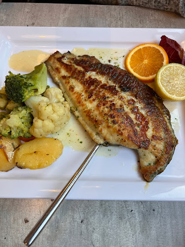 Opinii despre Ristorante Alitalia în Hamburg - Gastronomie und Hotellerie