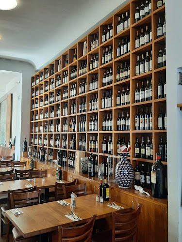 Trattoria Ossena - Gastronomie und Hotellerie