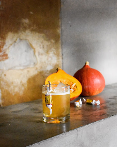 Opinii despre Ω Bar - Omega Bar în Berlin - Gastronomie und Hotellerie