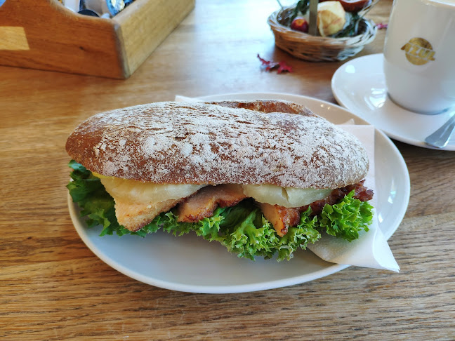 Opinii despre Landbäckerei Sangermann în Olpe - Gastronomie und Hotellerie