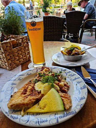 Kostenfreier Parkplatz | Navi:, Hauptkanal rechts, Alter Schulweg 62, 26871 Papenburg