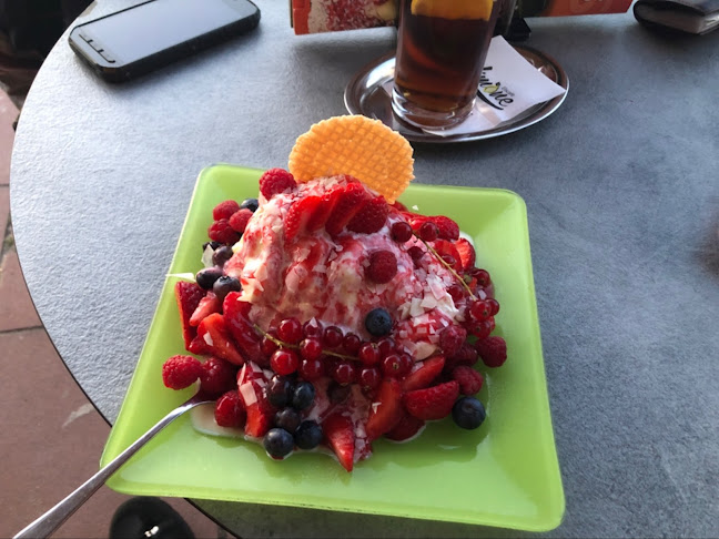 Eiscafé/Pizzeria Limone - Gastronomie und Hotellerie