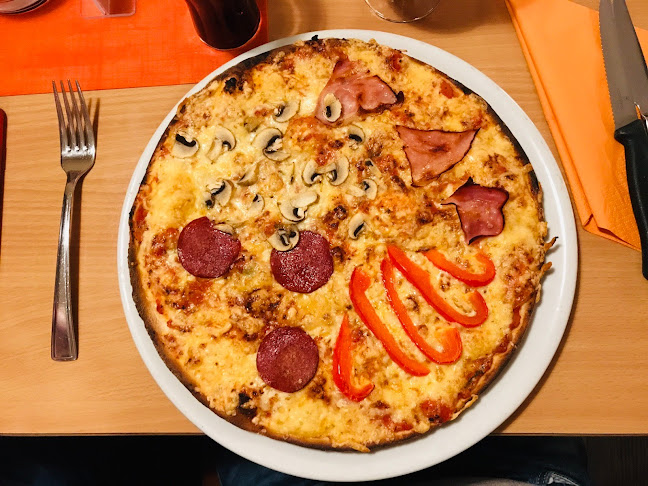 Opinii despre Café -Restaurant Siesta în Villingen-Schwenningen - Gastronomie und Hotellerie