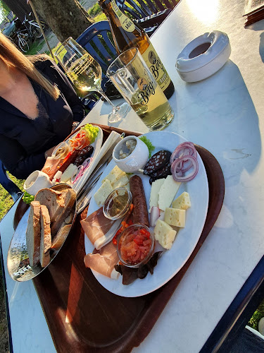 Falkenberg 1, 72555 Metzingen