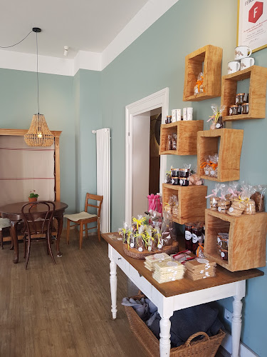 Opinii despre Förster Max Eisdiele & Café/Patisserie & Schokoladen în Freiburg im Breisgau - Gastronomie und Hotellerie