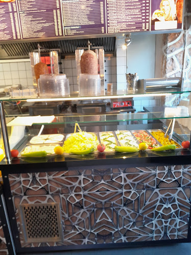 Opinii despre Kebaphaus-Pizzeria Teveren în Geilenkirchen - Gastronomie und Hotellerie