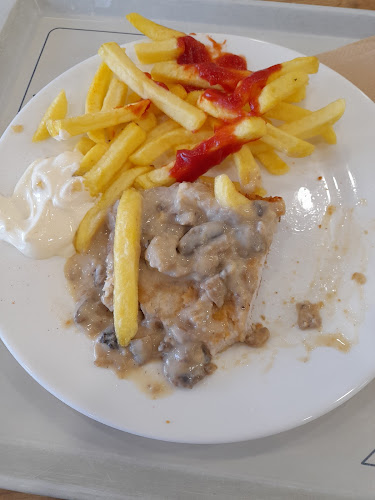 Globus Imbiss im Baumarkt - Gastronomie und Hotellerie