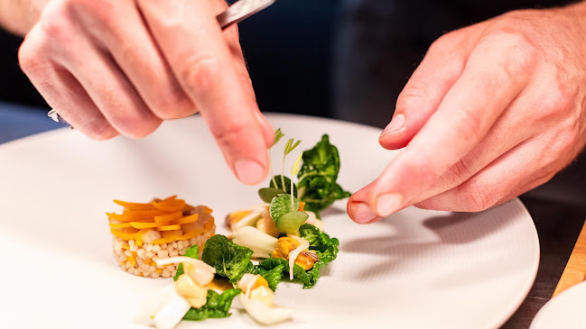 Opinii despre Restaurant Gut Lärchenhof Köln-Pulheim în Pulheim - Gastronomie und Hotellerie