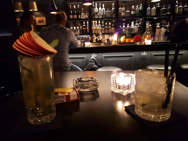 Comentarii opinii despre Bobby Lane - Ludwig's Weinbar