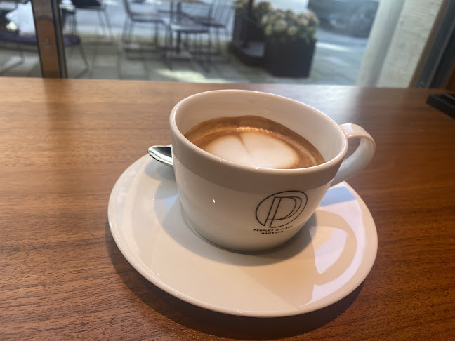 Comentarii opinii despre Peoples Place