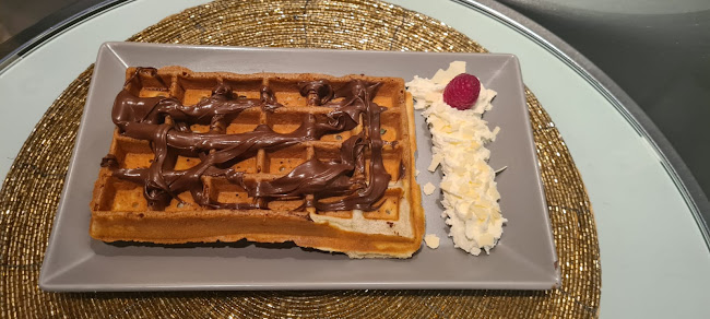 Cinderella‘s Café Bubbletea & Bubblewaffle