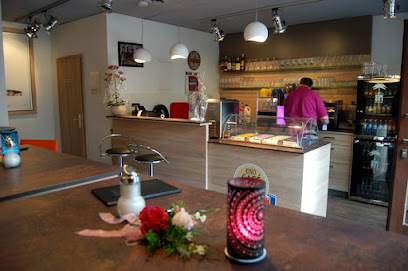 Kino Café Bar Filmriss