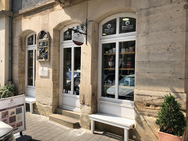 Mondogusto am Kirchhof