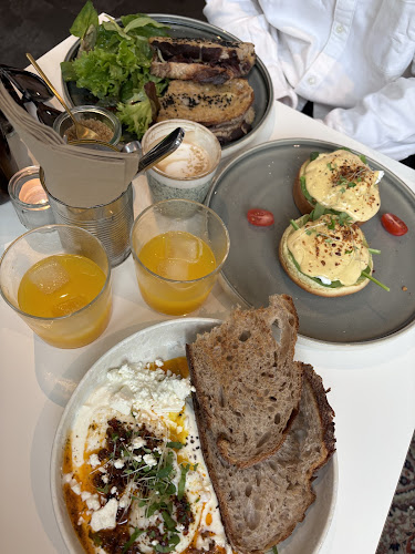 Opinii despre SUNDAYS în Nürnberg - Gastronomie und Hotellerie