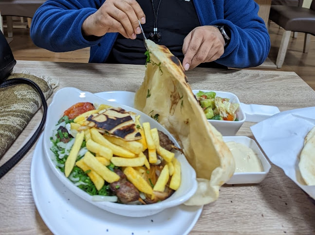 Ugarit Restaurant - Gastronomie und Hotellerie