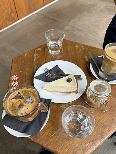 Hohenstaufenring 19, 50674 Köln