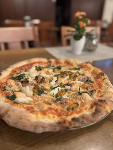 Opinii despre Der Goldene Adler în Bad Krozingen - Gastronomie und Hotellerie