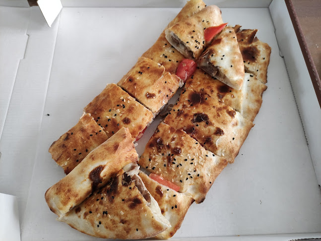 Opinii despre Hegnacher Kebap&Pizza în Waiblingen - Gastronomie und Hotellerie