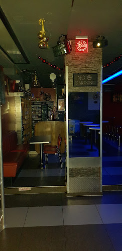 Carlifornia Cafe Bar - Gastronomie und Hotellerie