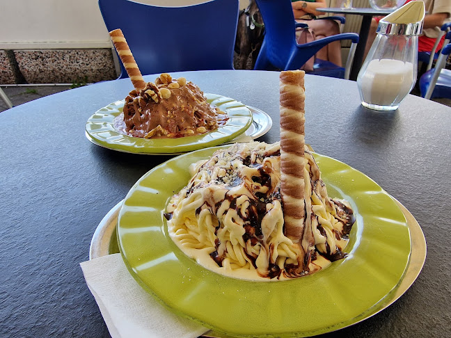 Opinii despre Eiscafé Magia Fredda în Garmisch-Partenkirchen - Gastronomie und Hotellerie