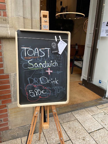 Opinii despre Peoples Place în Hamburg - Gastronomie und Hotellerie