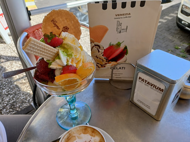Opinii despre Eiscafé Venezia în Taunusstein - Gastronomie und Hotellerie
