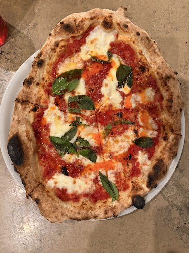 W Pizza Mitte - Gastronomie und Hotellerie