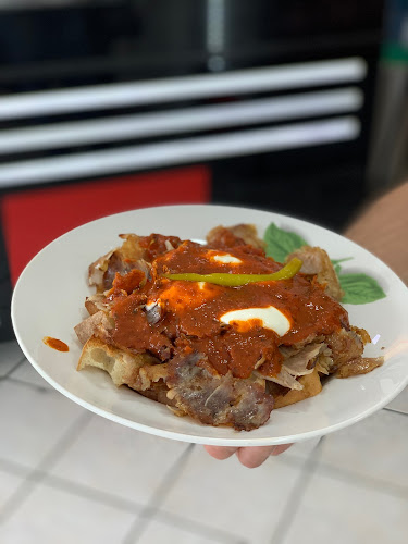 Comentarii opinii despre Mahos Süperlecker Kebaphaus