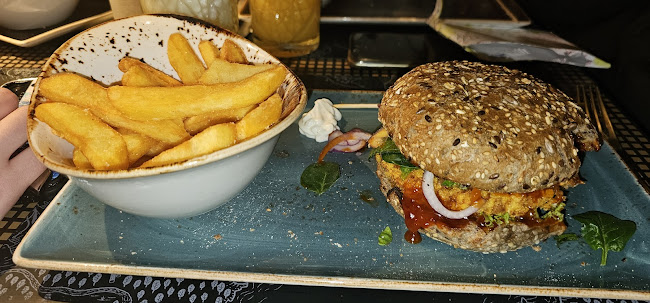 Comentarii opinii despre PETER PANE Burgergrill & Bar