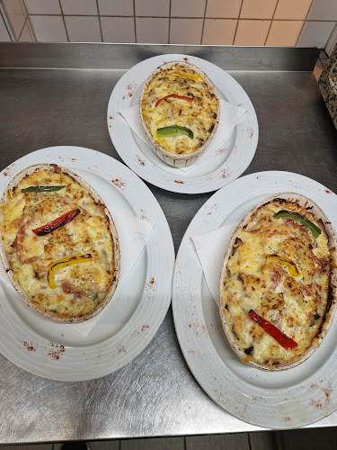 Opinii despre BAYOS Grillhaus în Übach-Palenberg - Gastronomie und Hotellerie