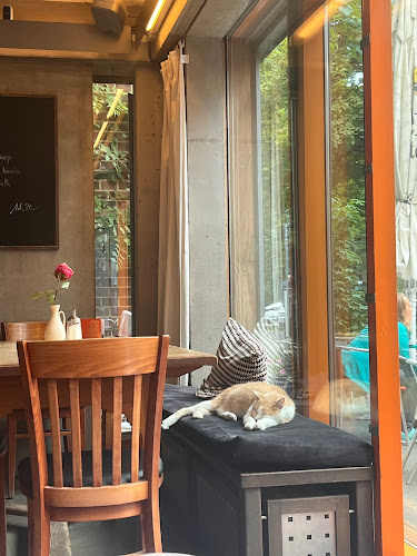 Cafe Latour - Gastronomie und Hotellerie