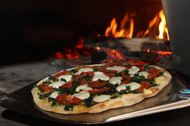 Pizza Dorado - Gastronomie und Hotellerie