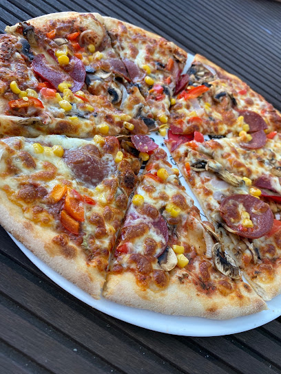 Pizzeria Bistro La Taverna