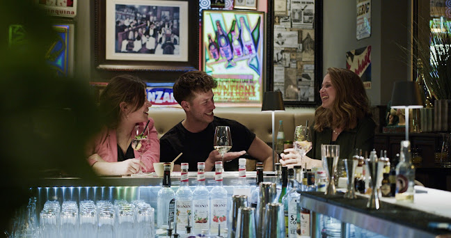 Bar 3M - Gastronomie und Hotellerie