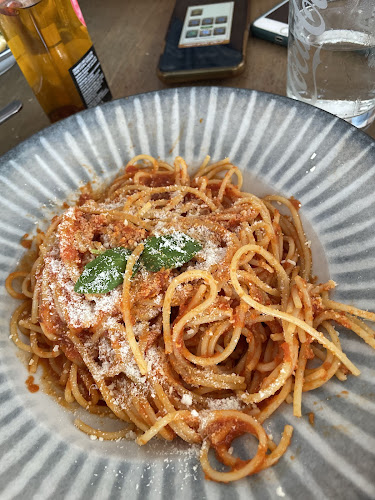 Opinii despre Restaurant Pizzeria Renzo în Garmisch-Partenkirchen - Gastronomie und Hotellerie