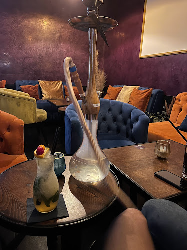 Bani's Lounge - Gastronomie und Hotellerie